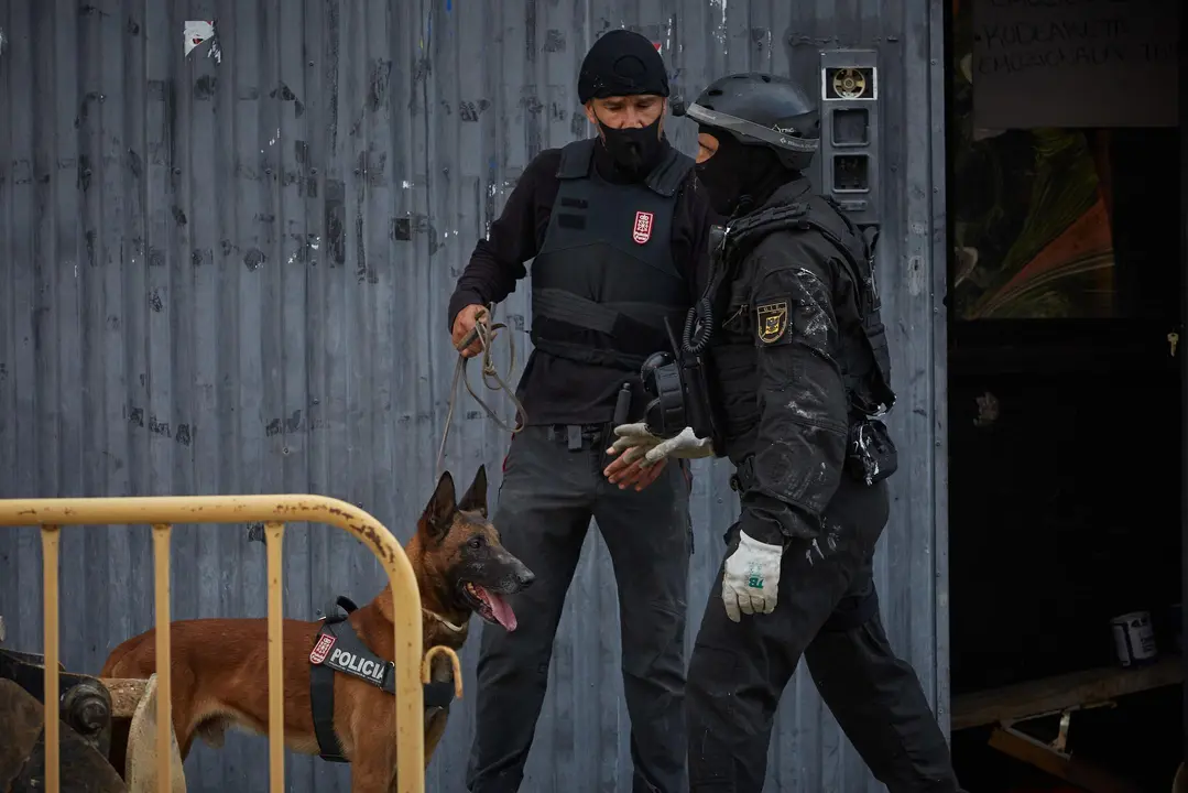 Disturbios en el barrio de la Rochapea por el desalojo del gaztetxe ubicado en el mismo barrio.