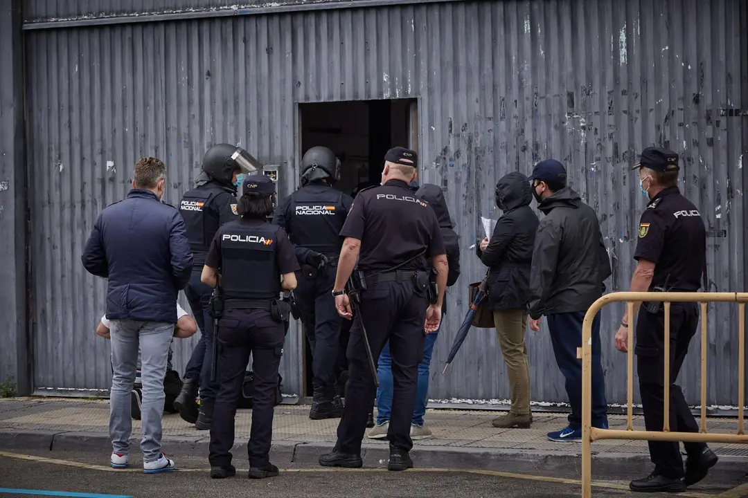 Disturbios en el barrio de la Rochapea por el desalojo del gaztetxe ubicado en el mismo barrio.