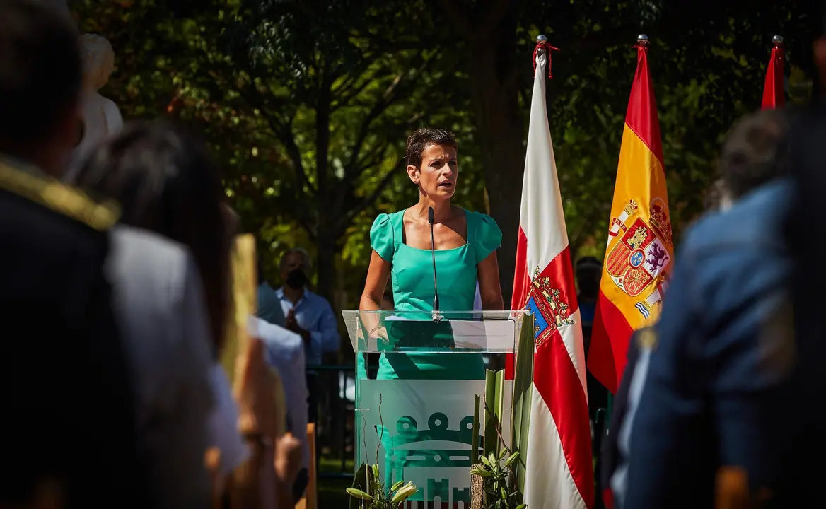 Inauguraci&oacute;n de la escultura 'El abrazo de Tudela' en la capital ribera. 