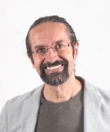 EDUCACI&Oacute;N - Siro L&oacute;pez
