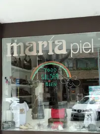 Mar&iacute;a piel