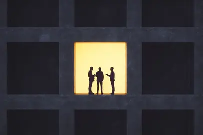 reuni&oacute;n, conspiraci&oacute;n
