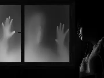 window-5470985_1920