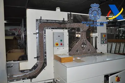 Foto tabaco polic&iacute;a nacional