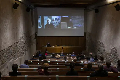Programa educativo Conversaci&oacute;n entre Ram&oacute;n Andr&eacute;s y Xabier Erkizia 2