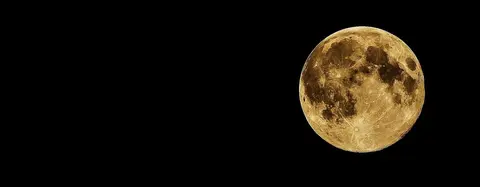 moon-415501_1920