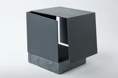 Jorge Oteiza. Caja metaf&iacute;sica por conjunci&oacute;n de dos triedros - Homenaje a Leonardo, 1958-59-def