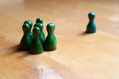 play-figures-4541727_1920