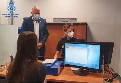 Presentaci&oacute;n DNI 4.0 en Navarra