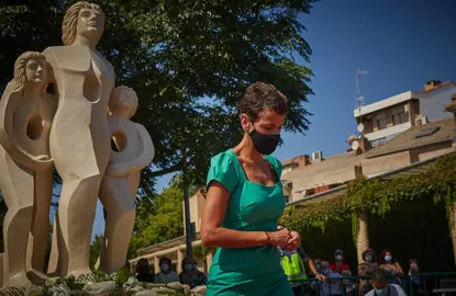 Inauguraci&oacute;n de la escultura 'El abrazo de Tudela' en la capital ribera. 