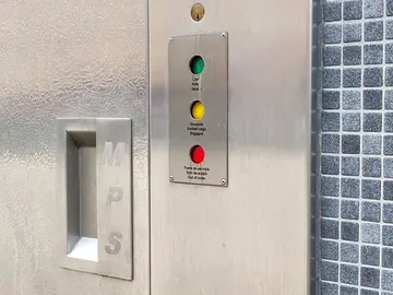 ba&ntilde;os-publicos-aseos-autolimpiables_0