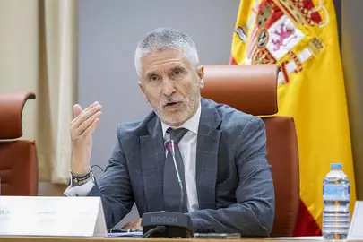 El Ministro del Interior, Fernando Grande-Marlaska, durante la presentaci&oacute;n de un paquete de medidas para reducir la siniestralidad vial. POOL MONCLOA