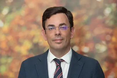 Marti&ntilde;o Rodr&iacute;guez Gonz&aacute;lez.
Universidad de Navarra