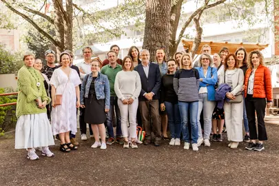 El vicepresidente F&eacute;lix Taberna y Luis Campos en una foto de familia junto al resto de la comitiva navarra que ha mantenido esta semana un encuentro de trabajo en Finlandia y los socios regionales del proyecto NEAR. GN