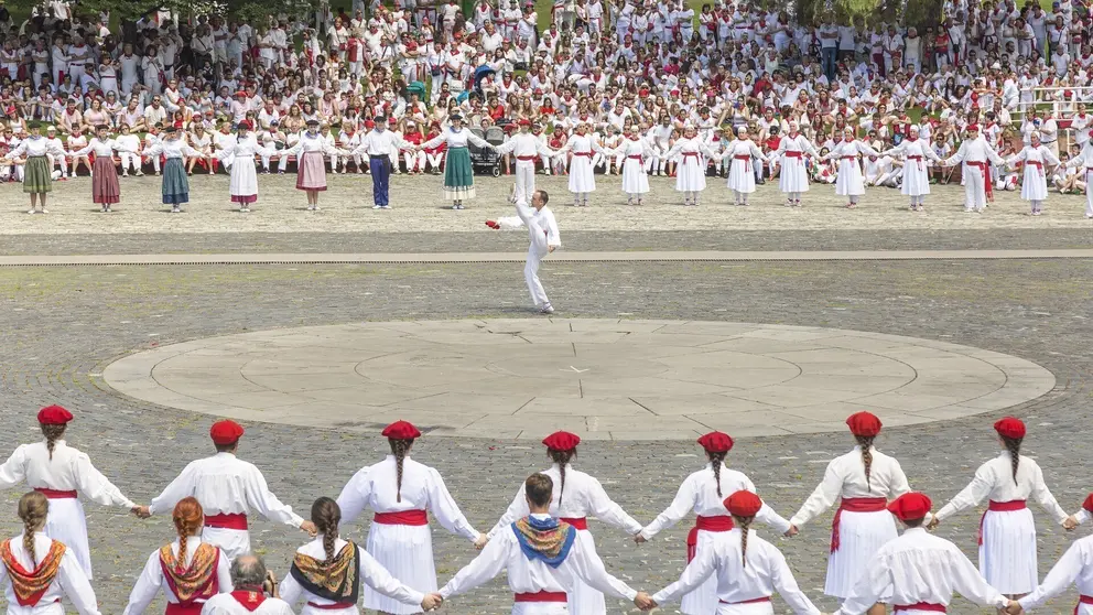 sanfermin-3587340_1920