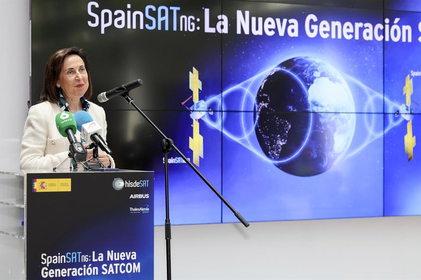 La ministra de Defensa, Margarita Robles, visita a las instalaciones de la empresa Thales Alenia Space, en Tres Cantos (Madrid).
LA MONCLOA