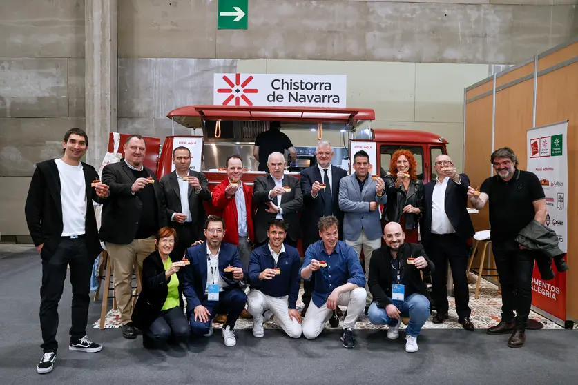 Representantes de las empresas navarras que participan en el Salón Gourmets. GN