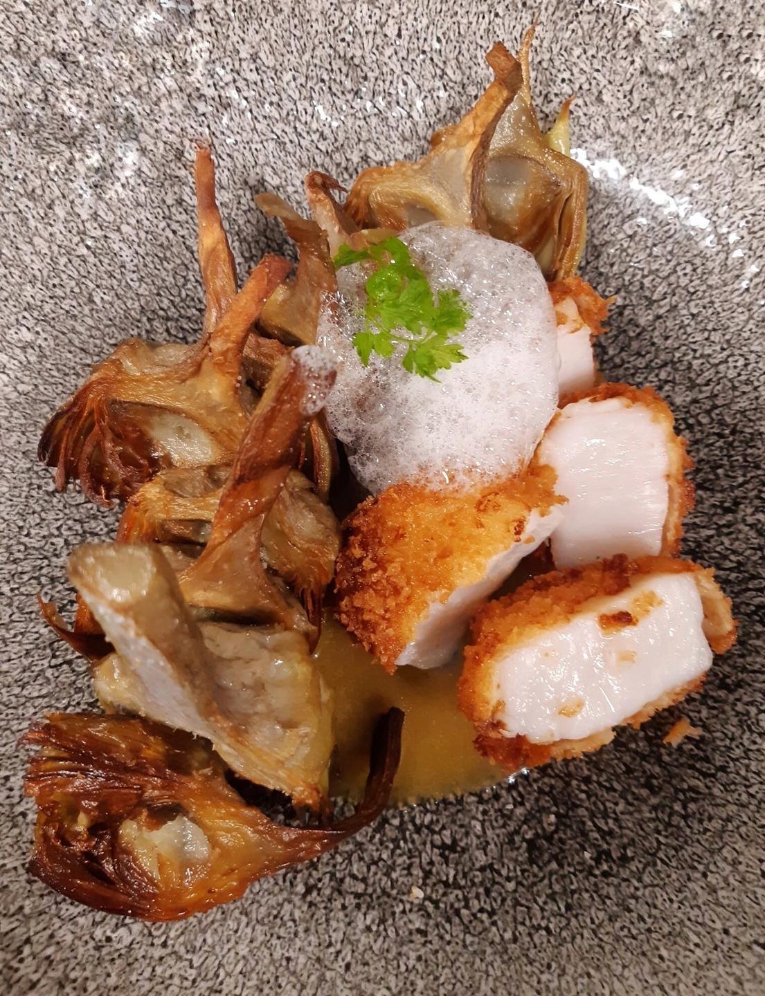 ALCACHOFAS FRITAS EN PAN CHINO